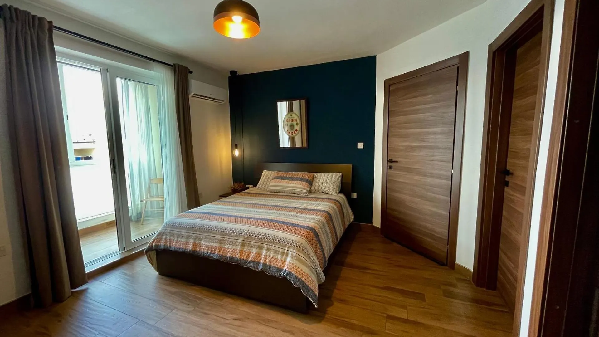 Airport Accommodation Bedroom With Your Own Private Bathroom Self Check In And Self Check Out Air-Condition Included Mqabba 0*,  Malte